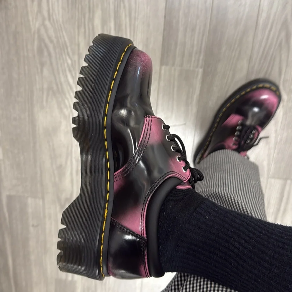 Dr. Martens 8053 Black + Pink Arcadia Leather Platform Casual Shoes UK6 W8 NIB - Picture 3 of 8